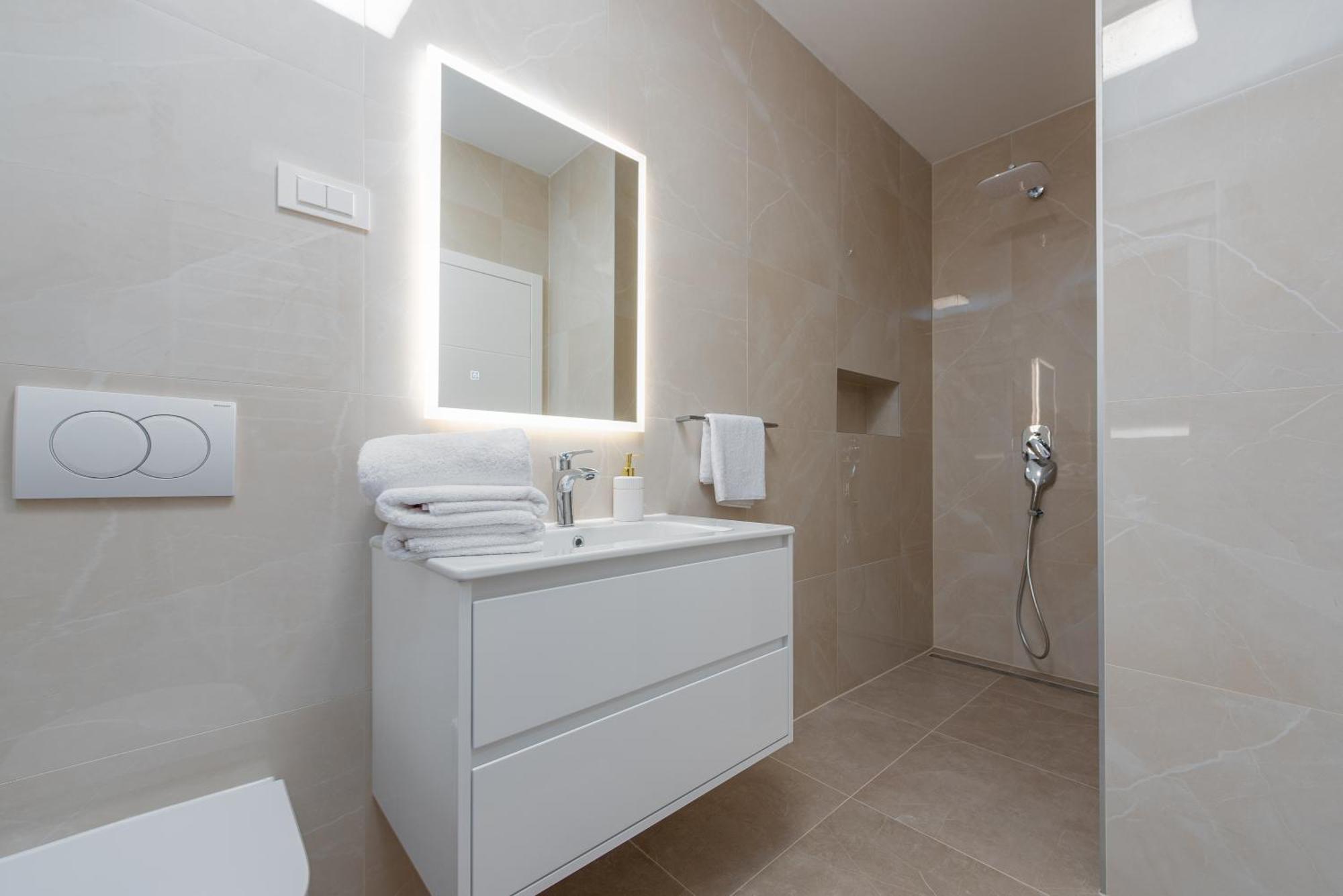 Apartments Menalo Elegance Затон Экстерьер фото