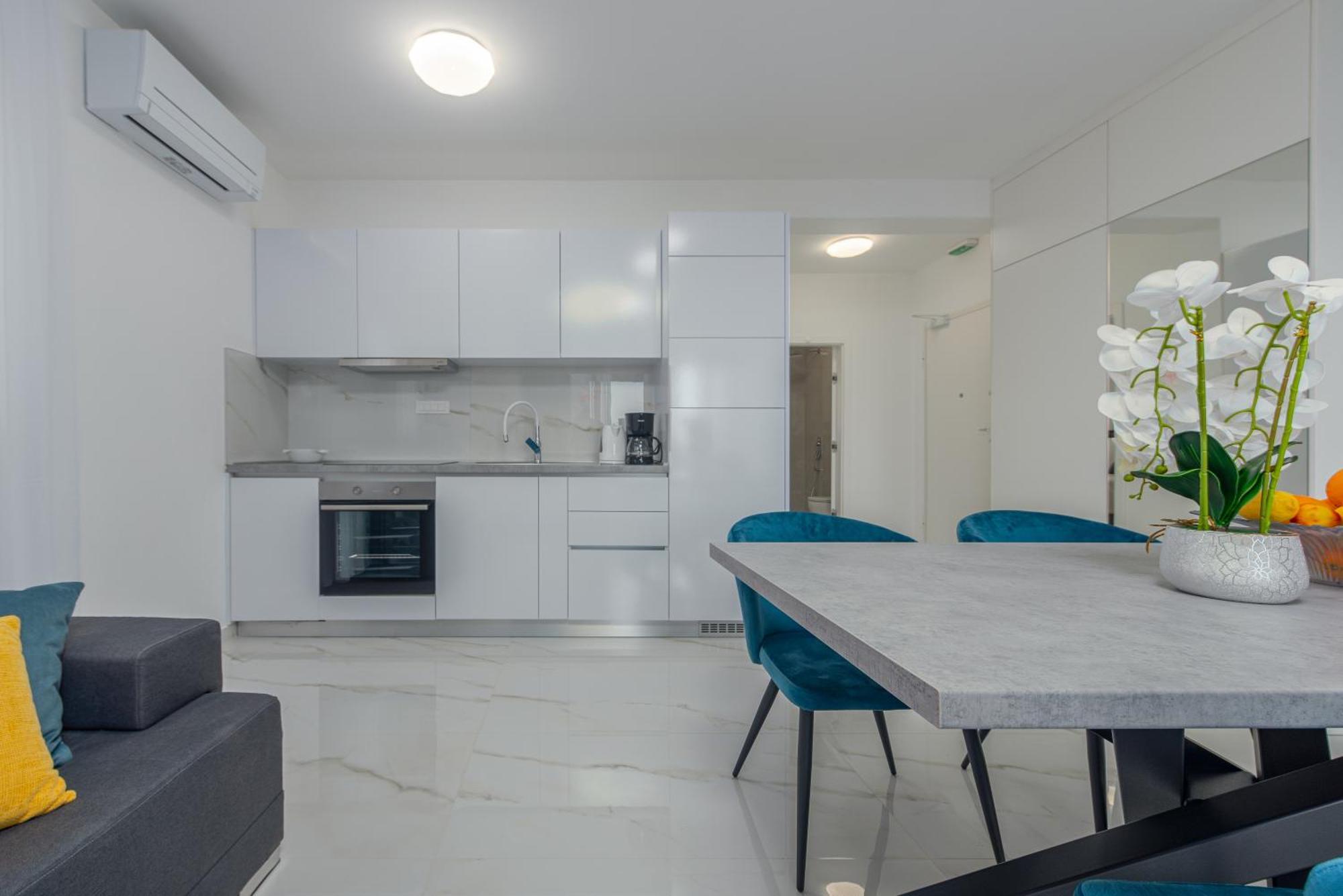 Apartments Menalo Elegance Затон Экстерьер фото
