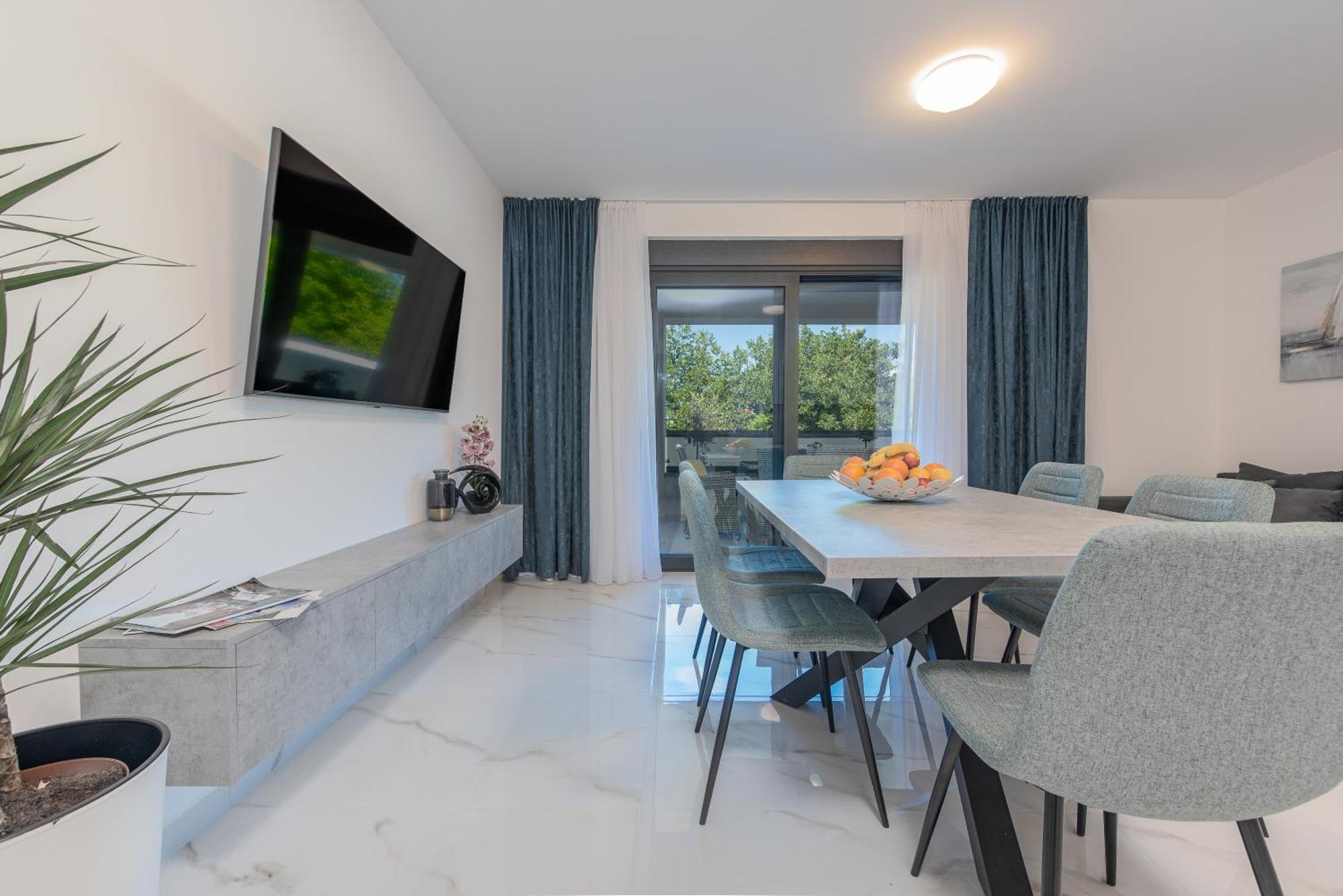 Apartments Menalo Elegance Затон Экстерьер фото