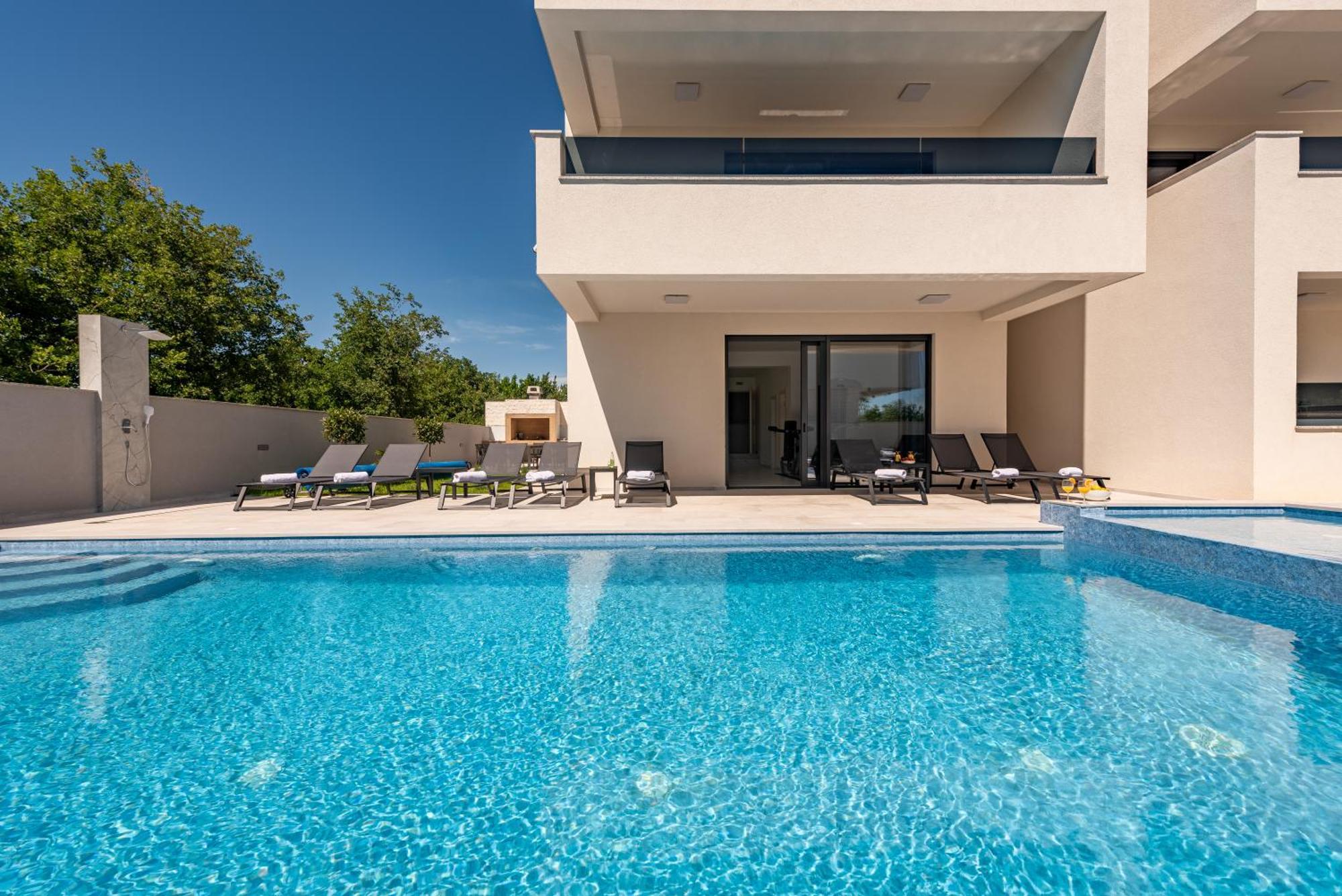Apartments Menalo Elegance Затон Экстерьер фото